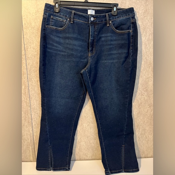 Time and Tru Denim - Time and Tru Dark Blue Straight Leg Jeans with hem slit stretchy 18 reg